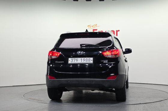 Hyundai Tucson Diesel 2WD LX20 Smart-Pack — пробег 196 972 км — фото 4 из 5