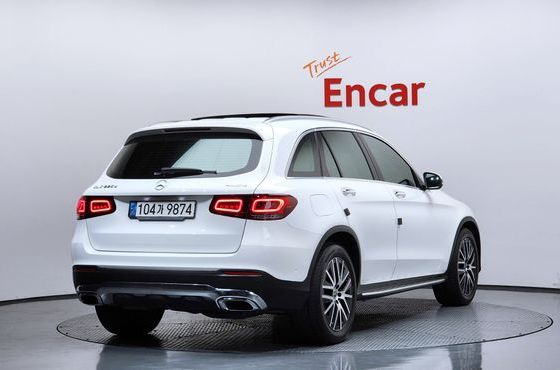 Mercedes-Benz GLC-Class GLC220 d 4MATIC — пробег 97 305 км — фото 2 из 5