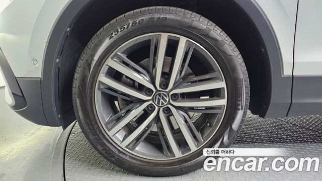Volkswagen Tiguan из Кореи Encar