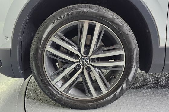 Volkswagen Tiguan 2.0 TSI Prestige — пробег 28 532 км — фото 5 из 5