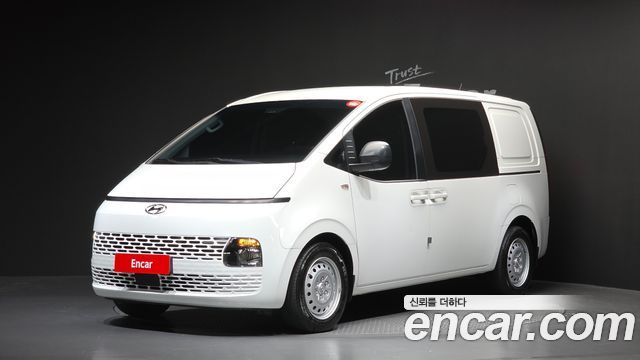 Hyundai Staria Cargo 5-Seater Smart — пробег 9 233 км — фото 1 из 5