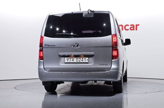 Hyundai Starex Van 5-Seater Smart — пробег 67 415 км — фото 4 из 5