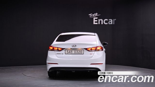 Hyundai AVANTE из Кореи Encar