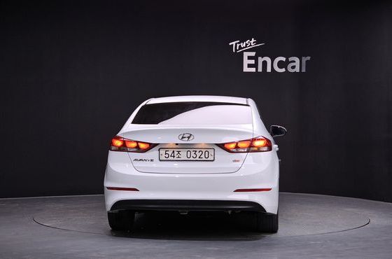 Hyundai AVANTE 1.6 GDI Value Plus — пробег 116 979 км — фото 4 из 5