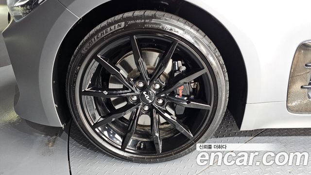Kia Stinger из Кореи Encar