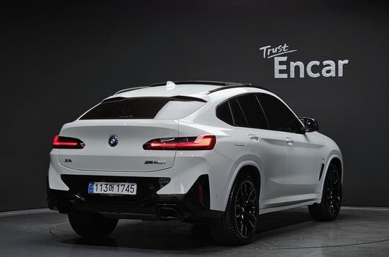 BMW X4 xDrive M40i — пробег 9 994 км — фото 2 из 5