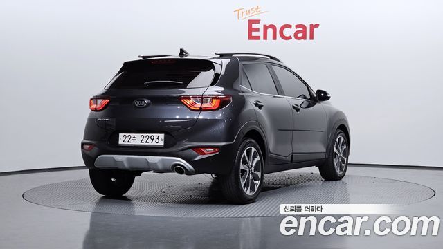 Kia Stonic из Кореи Encar