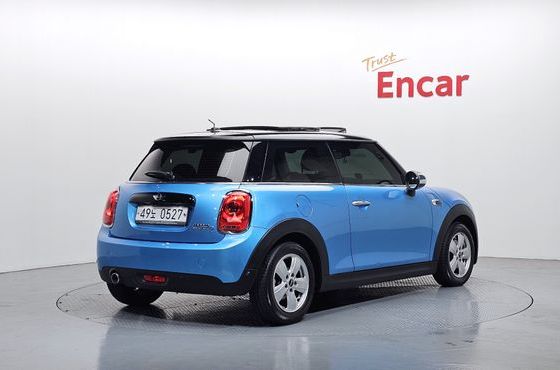 Mini Cooper Mid 3rd — пробег 115 620 км — фото 2 из 5