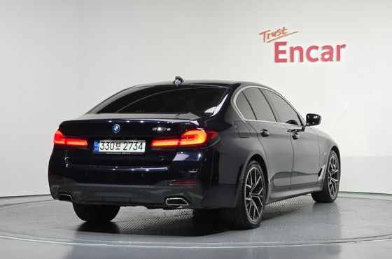 BMW 5-Series 530e M Sport — пробег 41 072 км — фото 2 из 5