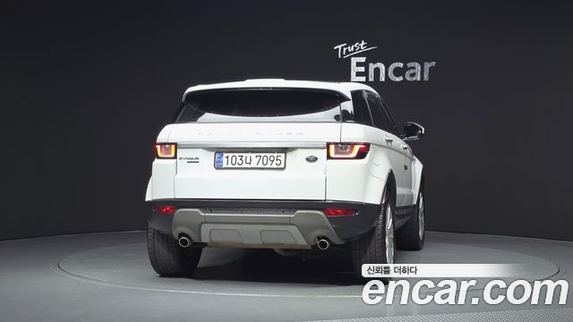 Land Rover Range Rover Evoque 2.0 TD4 HSE — пробег 86 599 км — фото 4 из 5