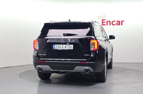 Ford Explorer 2.3 LimIted 4WD — пробег 28 276 км — фото 4 из 5