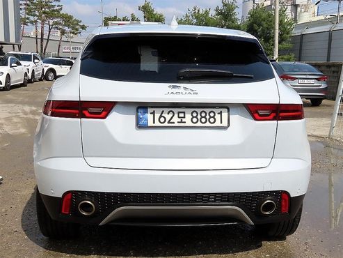 Jaguar E-PACE P250 S — пробег 93 205 км — фото 4 из 5