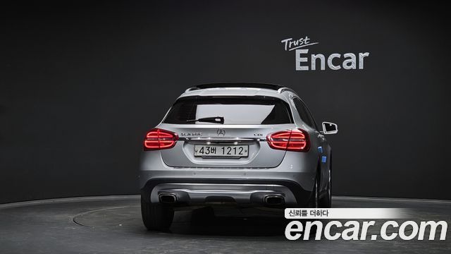 Mercedes-Benz GLA-Class из Кореи Encar