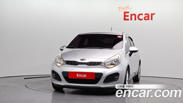 Kia pride 1.6 GDI Hatchback Luxury — пробег 88 779 км — фото 3 из 5
