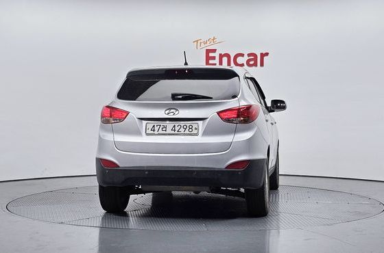 Hyundai Tucson Diesel 2WD X20 Luxury — пробег 238 120 км — фото 4 из 5