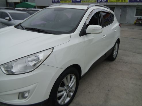 Hyundai Tucson Diesel 2WD LX20 Smart-Pack — пробег 239 034 км — фото 2 из 5