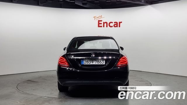 Mercedes-Benz C-Class из Кореи Encar