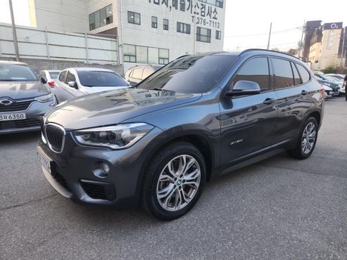 BMW X1 xDrive 20d Joy — пробег 98 500 км — фото 1 из 5