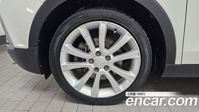 Ssangyong TIBOLI из Кореи Encar
