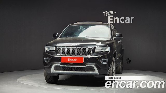 Jeep Cherokee 3.0 Diesel Overland WK2 — пробег 256 225 км — фото 3 из 5