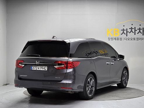 Honda Odyssey 3.5 5th — пробег 79 907 км — фото 2 из 5