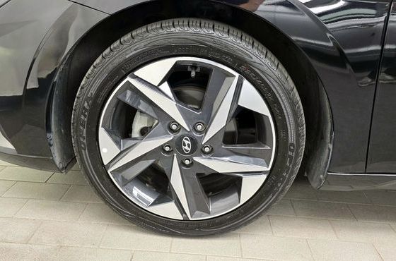 Hyundai AVANTE Inspiration — пробег 77 508 км — фото 5 из 5