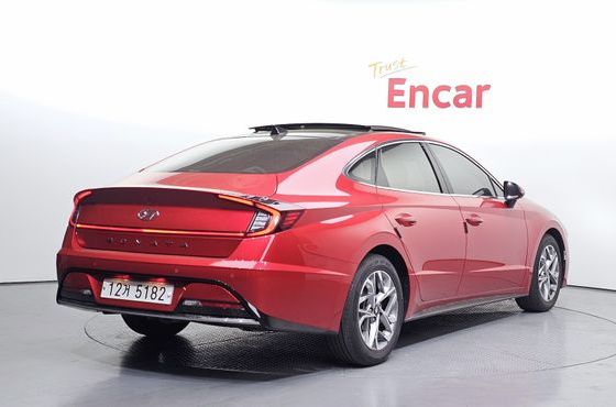 Hyundai Sonata 2.0 Premium Family — пробег 66 515 км — фото 2 из 5