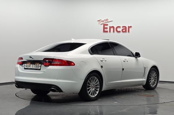 Jaguar XF 2.0 Luxury X250 — пробег 102 859 км — фото 2 из 5