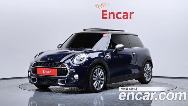Mini Cooper Seven Edition 3rd — пробег 120 458 км — фото 1 из 5