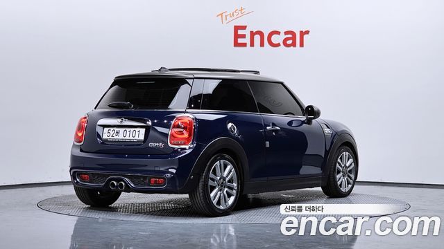 Mini Cooper Seven Edition 3rd — пробег 120 458 км — фото 2 из 5