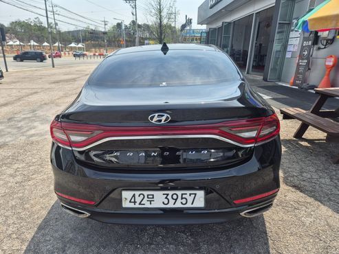 Hyundai Grandeur 2.4 Premium Special — пробег 130 736 км — фото 3 из 5
