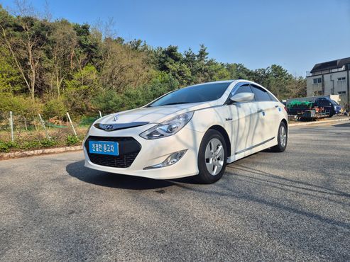 Hyundai Sonata 2.0 Smart — пробег 110 854 км — фото 2 из 5