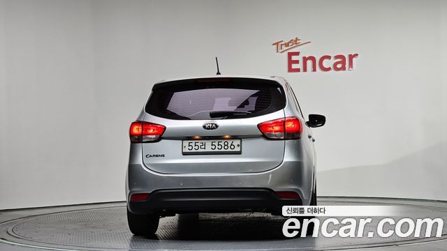 Kia Carens из Кореи Encar
