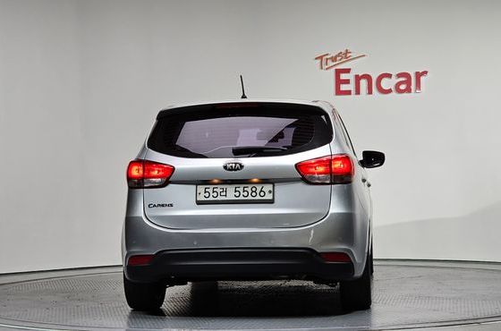 Kia Carens 2.0 LPi Luxury — пробег 208 713 км — фото 4 из 5