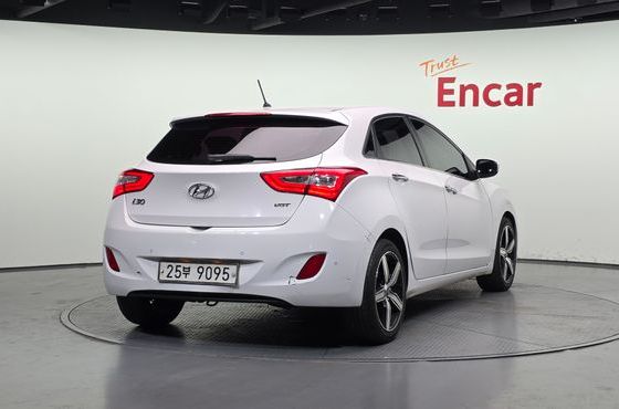 Hyundai i30 Diesel 1.6 VGT Extreme — пробег 138 267 км — фото 2 из 5