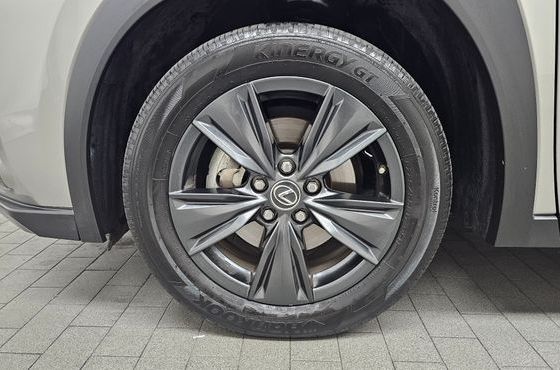 Lexus UX 2.0 2WD — пробег 81 872 км — фото 5 из 5