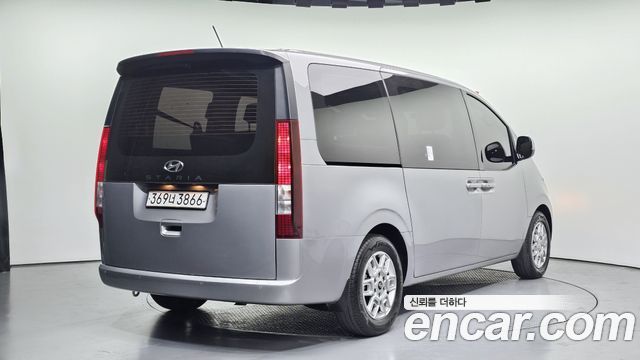Hyundai Staria из Кореи Encar