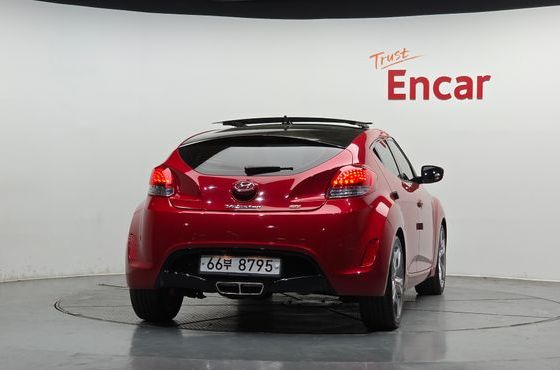 Hyundai Veloster Extreme — пробег 60 615 км — фото 4 из 5