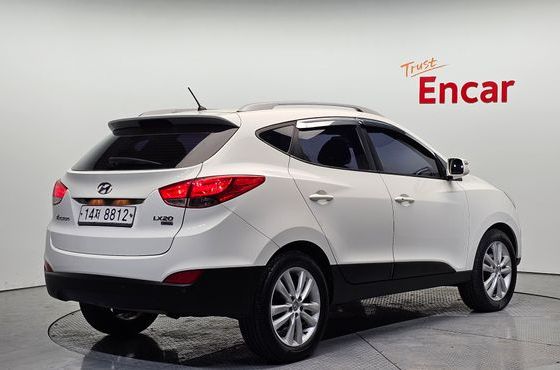 Hyundai Tucson Diesel 2WD LX20 Smart-Pack — пробег 225 978 км — фото 2 из 5