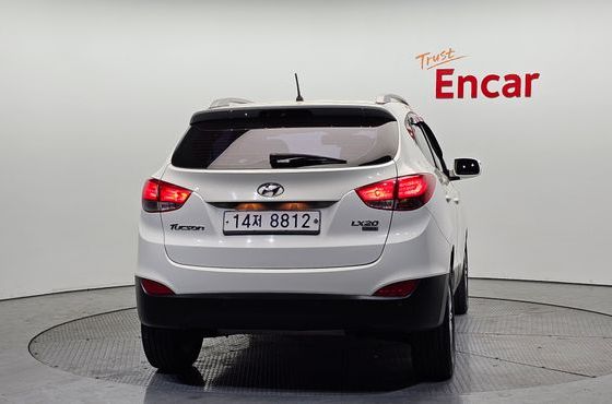 Hyundai Tucson Diesel 2WD LX20 Smart-Pack — пробег 225 978 км — фото 4 из 5