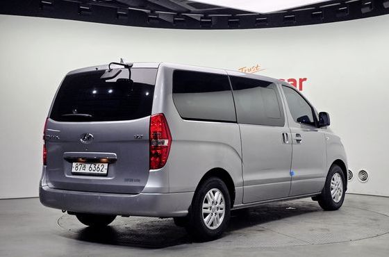 Hyundai Starex Van 5-Seater Modern — пробег 96 473 км — фото 2 из 5