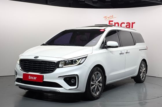 Kia Carnival 9-Seater Prstige — пробег 157 503 км — фото 1 из 5