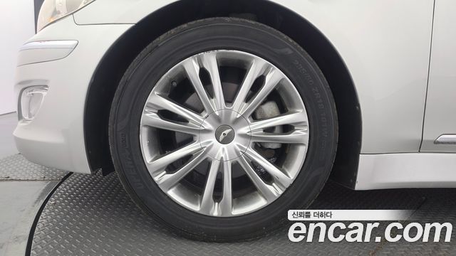 Hyundai Genesis из Кореи Encar