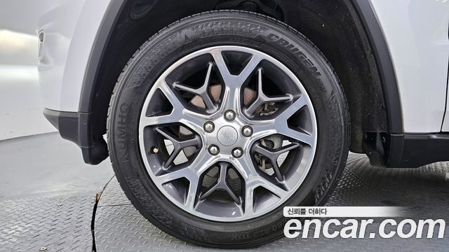 Jeep Cherokee из Кореи Encar