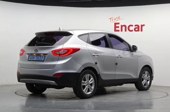 Hyundai Tucson Hydrogen(Fuel Cell) 2WD — пробег 48 763 км — фото 2 из 5