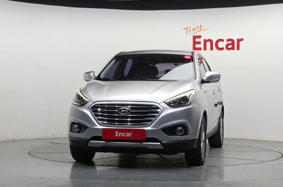 Hyundai Tucson Hydrogen(Fuel Cell) 2WD — пробег 48 763 км — фото 3 из 5