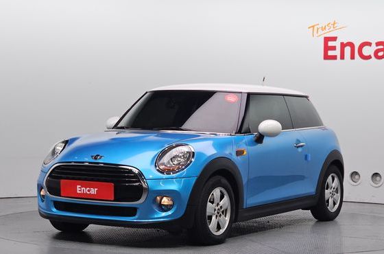 Mini Cooper Standard Third Generation — пробег 90 302 км — фото 1 из 5