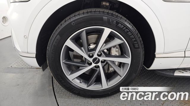 Genesis GV80 из Кореи Encar