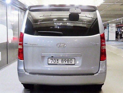 Hyundai Starex 11-Seater Wagon CVX Premium — пробег 185 000 км — фото 5 из 5