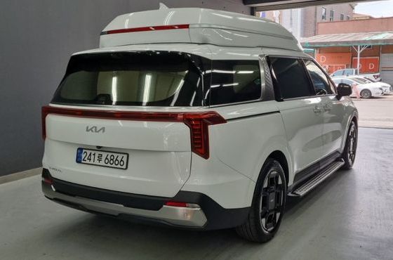 Kia Carnival Gasoline 9-Seater Hi Limousine Signature — пробег 59 000 км — фото 2 из 5